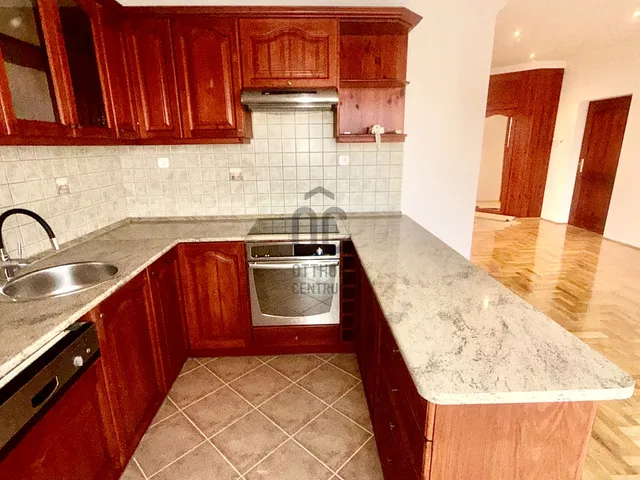 Eladó lakás Budapest XXI. kerület, Királyerdő 77 nm