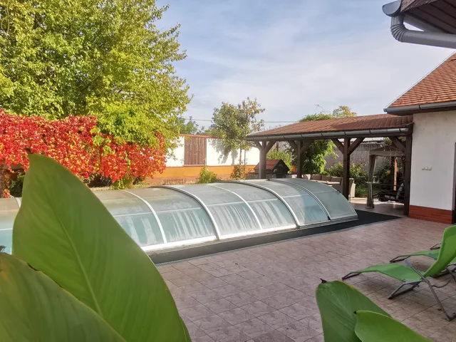 Eladó ház Taksony 225 nm