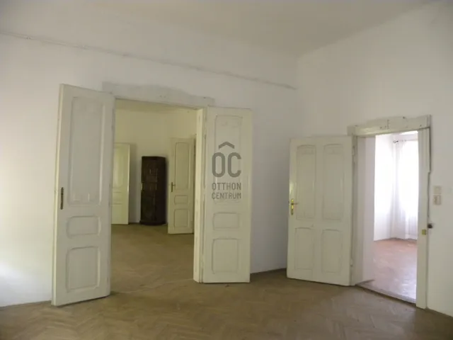 Eladó lakás Mohács 139 nm