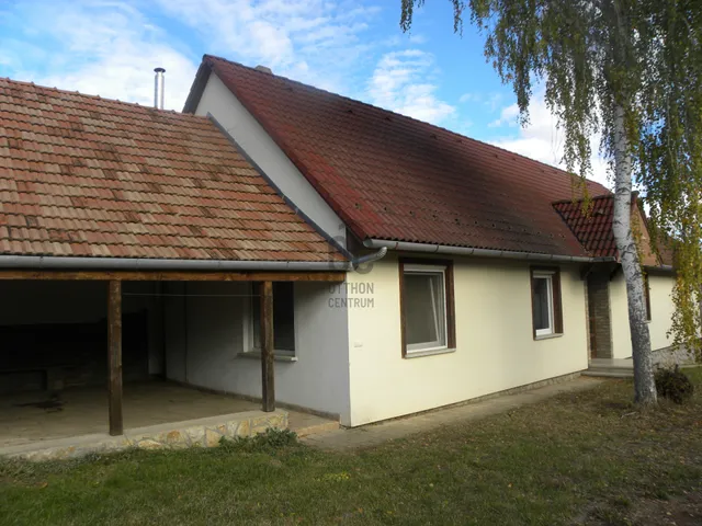 Eladó ház Himesháza 110 nm