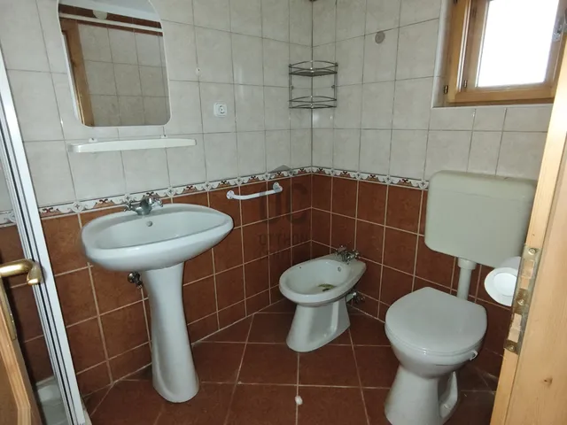 Eladó ház Himesháza 185 nm