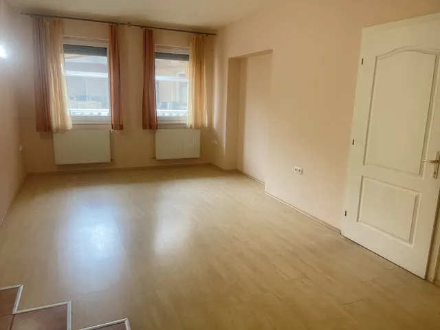 Kiadó lakás Baja, Belváros 50 nm