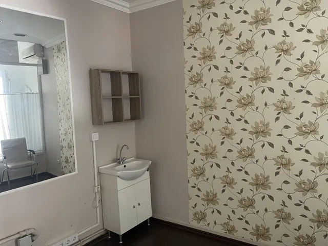 Kiadó kereskedelmi és ipari ingatlan Baja, Belváros 16 nm