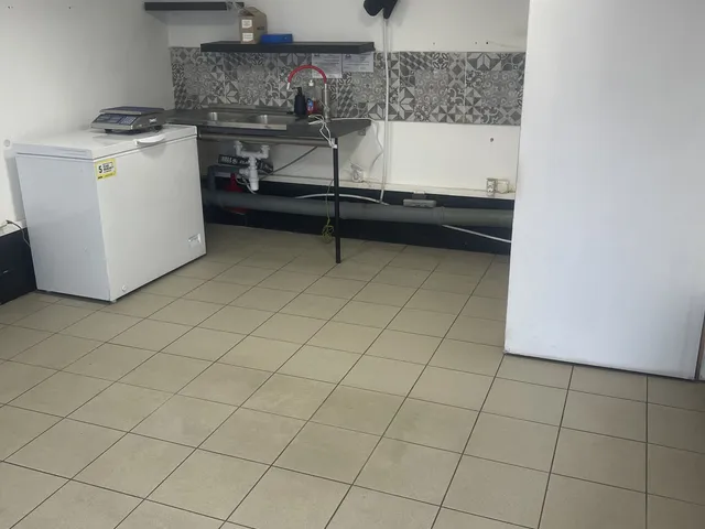 Eladó kereskedelmi és ipari ingatlan Baja, Belváros 19 nm