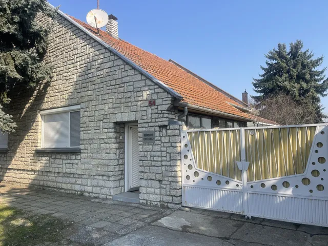 Eladó ház Csávoly 150 nm