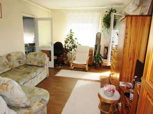 Eladó lakás Budapest IV. kerület, Káposztásmegyer 36 nm