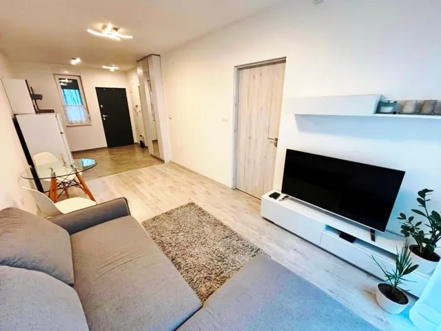 Kiadó lakás Budapest XI. kerület, Albertfalva, Törökverő út 39 nm