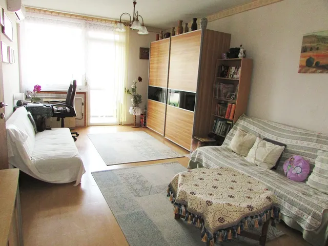 Eladó lakás Budapest IX. kerület, József Attila lakótelep, Üllői út 51 nm