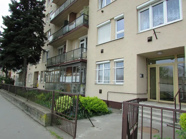 Eladó lakás Budapest IX. kerület, József Attila lakótelep 51 nm