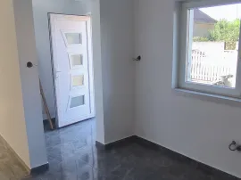 Eladó lakás Szigethalom, Felújitott lakás, eladó szigethalmon! 54 nm