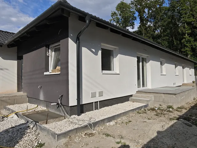 Eladó ház Kiskunlacháza 82 nm