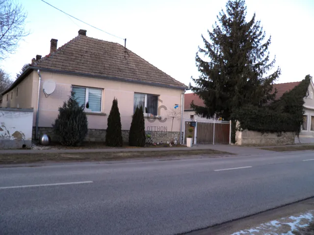 Eladó ház Nemeshany 110 nm