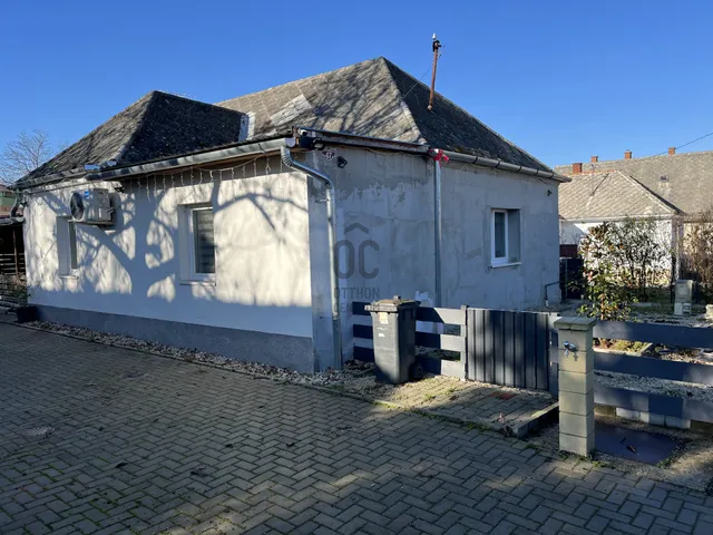 Eladó ház Lesencetomaj 94 nm