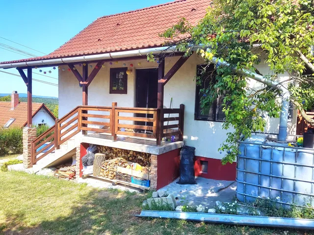 Eladó üdülő és hétvégi ház Pula 82 nm