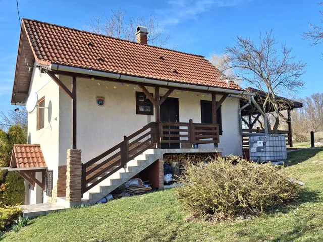 Eladó üdülő és hétvégi ház Pula 82 nm