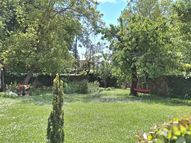 Eladó ház Balatonhenye 220 nm