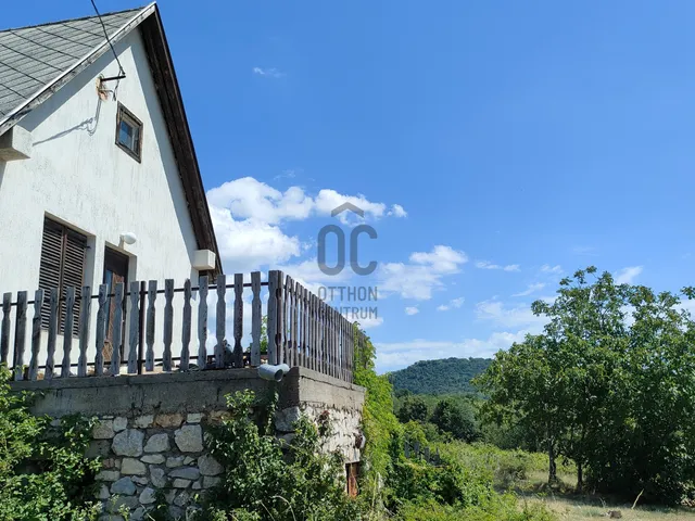 Eladó üdülő és hétvégi ház Szentbékkálla 147 nm