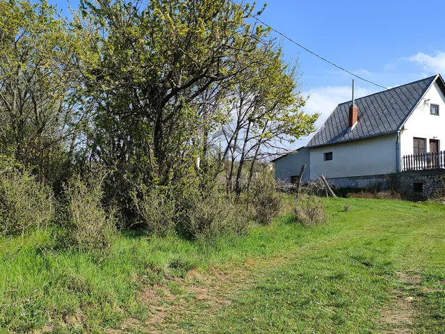 Eladó üdülő és hétvégi ház Szentbékkálla 147 nm