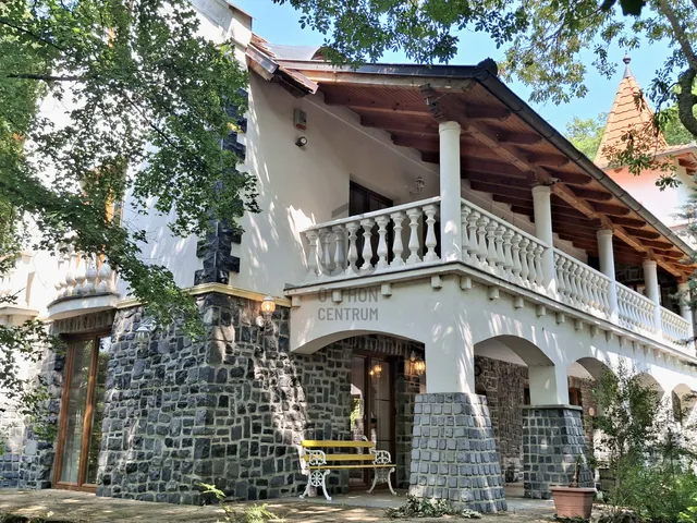 Eladó ház Badacsonytomaj 400 nm