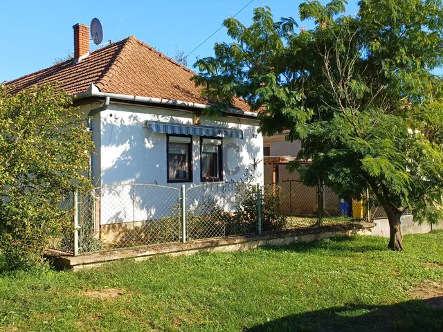 Eladó ház Sávoly 107 nm