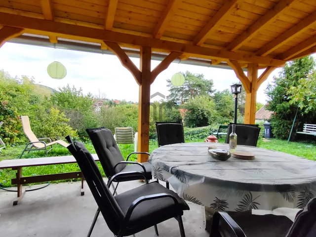 Eladó ház Ábrahámhegy 135 nm