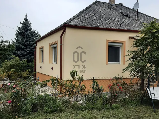 Eladó ház Gyulakeszi 65 nm