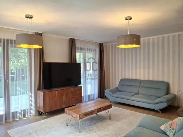 Eladó ház Alsóörs 320 nm