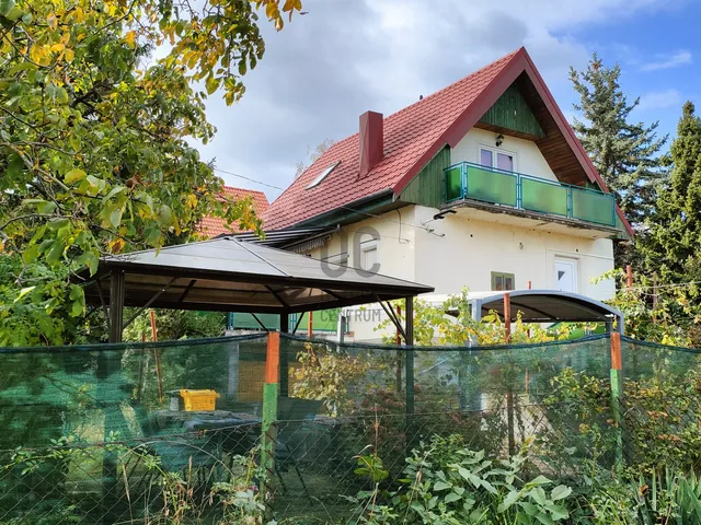 Eladó ház Zánka 105 nm