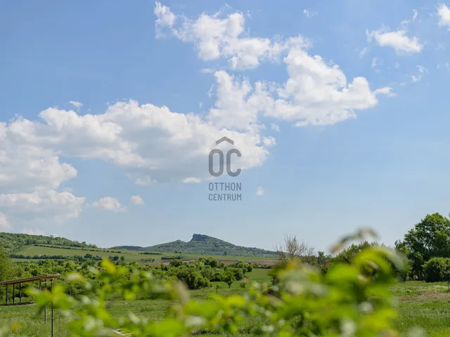 Eladó telek Köveskál 1377 nm