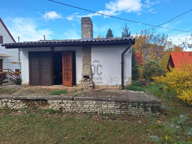 Eladó nyaraló Szigliget 45 nm