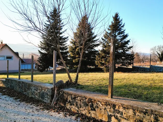 Eladó üdülő és hétvégi ház Hegymagas 105 nm