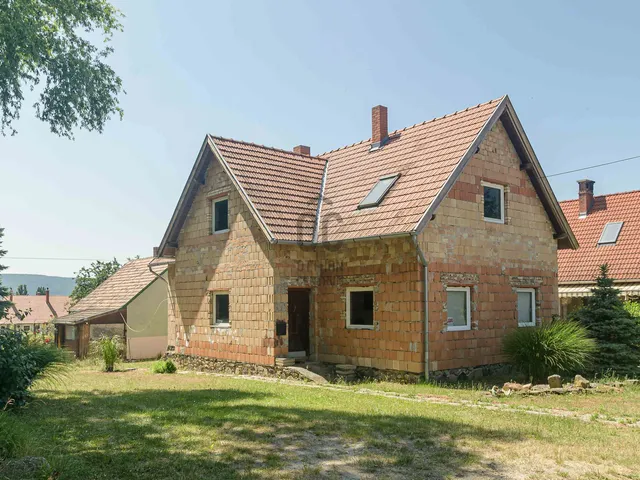 Eladó ház Hegymagas 130 nm