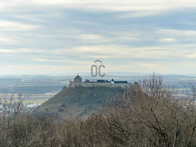 Eladó telek Sümeg 4552 nm