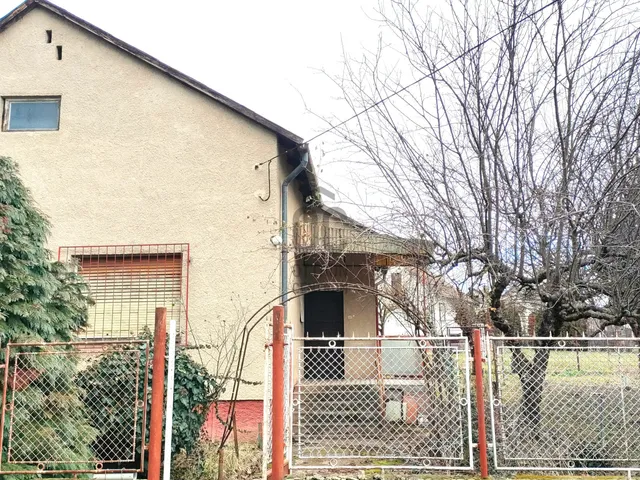 Eladó ház Ábrahámhegy 72 nm