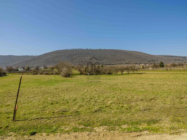 Eladó telek Balatonederics 2488 nm