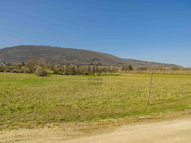 Eladó telek Balatonederics 2488 nm