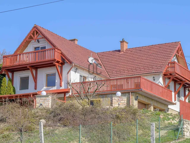 Eladó ház Balatongyörök 340 nm