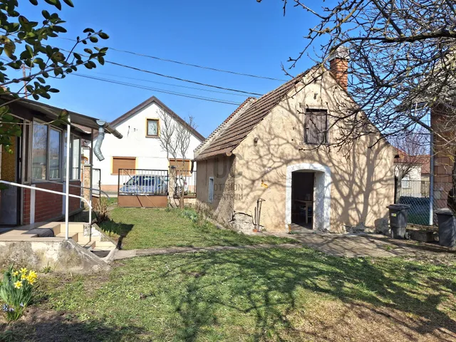 Eladó ház Lesenceistvánd 80 nm