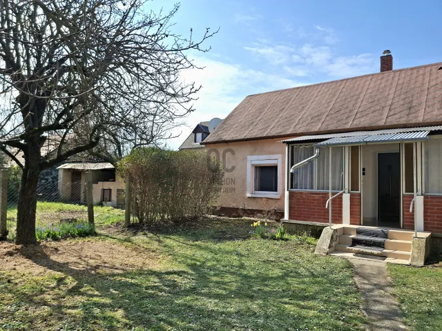 Eladó ház Lesenceistvánd 80 nm