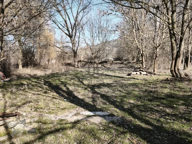 Eladó telek Badacsonytördemic 1682 nm