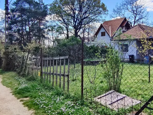 Eladó nyaraló Balatonszepezd 49 nm
