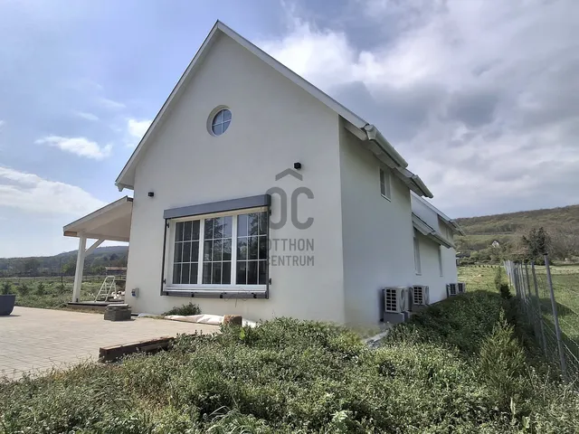 Eladó üdülő és hétvégi ház Balatonszepezd 121 nm