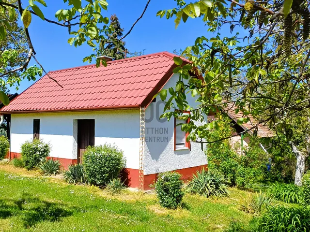Eladó üdülő és hétvégi ház Zalaszentgrót, Aranyod 38 nm