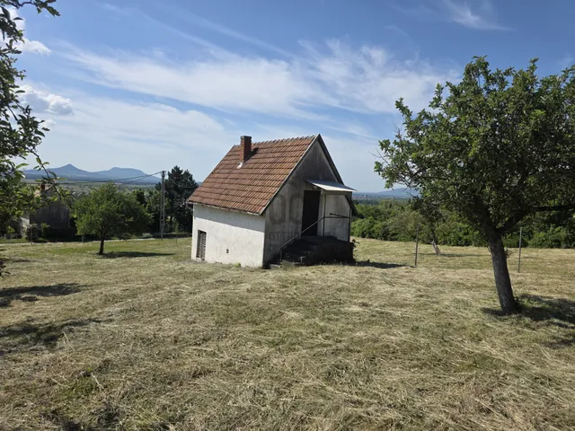 Eladó nyaraló Zalahaláp 30 nm