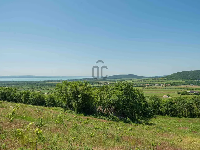 Eladó telek Balatoncsicsó 3573 nm