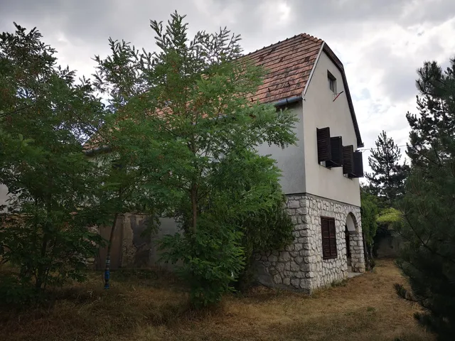 Eladó nyaraló Sümeg 58 nm
