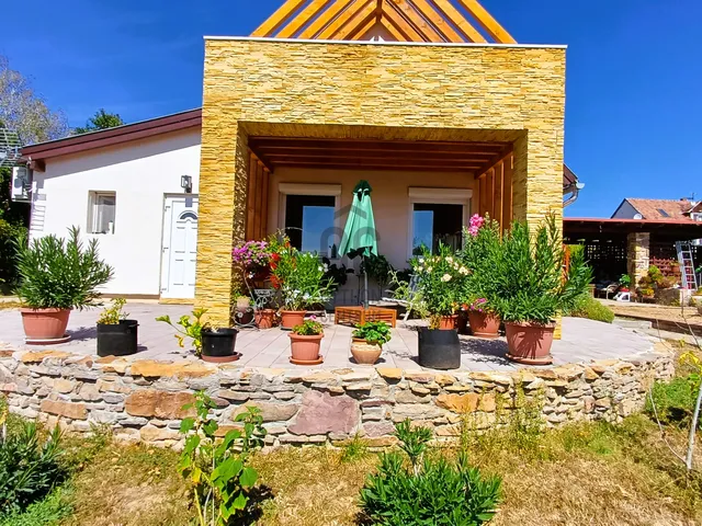 Eladó ház Révfülöp 110 nm