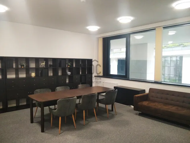 Kiadó kereskedelmi és ipari ingatlan Budapest IV. kerület, Újpest 73 nm