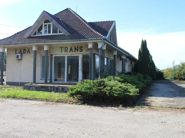 Eladó kereskedelmi és ipari ingatlan Tuzsér 112700 nm