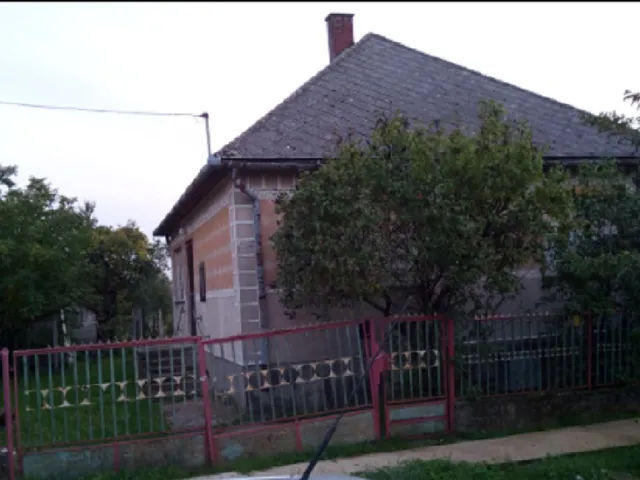 Eladó ház Tiszakerecseny 66 nm